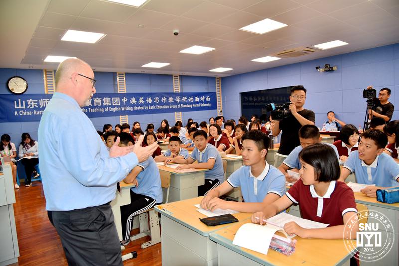 1537317357303761.jpg 10 具体指导写作.JPG